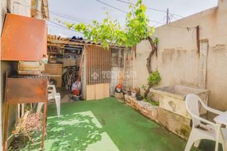 Casa aparellada a Montcada Centre - La Ribera. Casa en venta en montcada i reixac