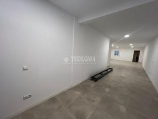 Location Local commercial à Montcada Centre - La Ribera. Local comercial en alquiler en montcada i reixac