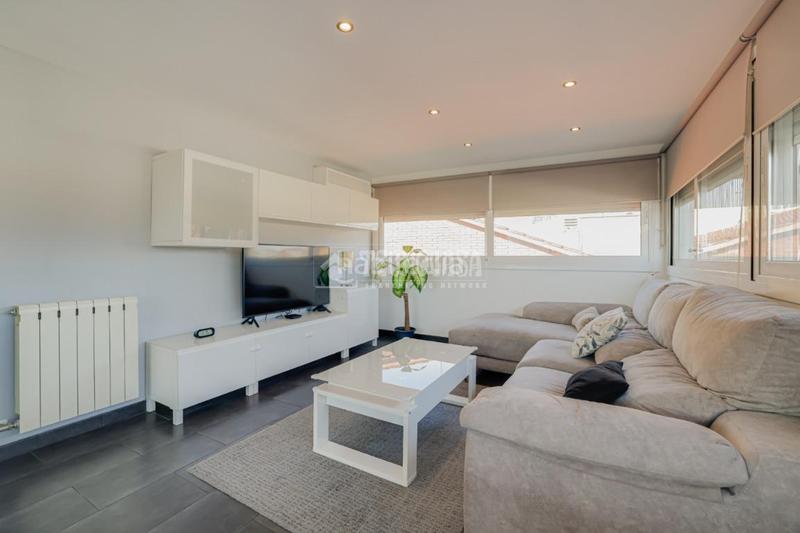 Foto 6f29e24c-3c68-40f3-8a46-5cf3e1cb43fa. Pis amb calefacció a Santa Maria-Terra Nostra Montcada i Reixac