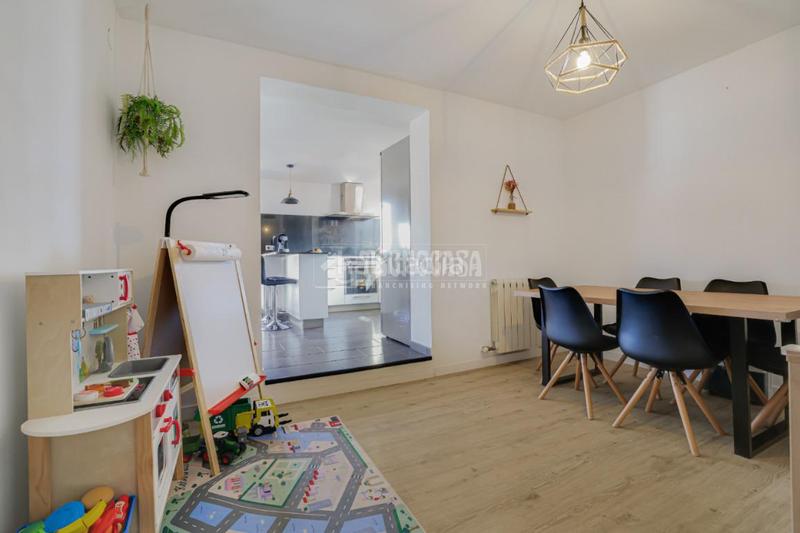 Foto b58a7e8a-b8df-42cb-9f84-c5c3c5c391ca. Pis amb calefacció a Santa Maria-Terra Nostra Montcada i Reixac