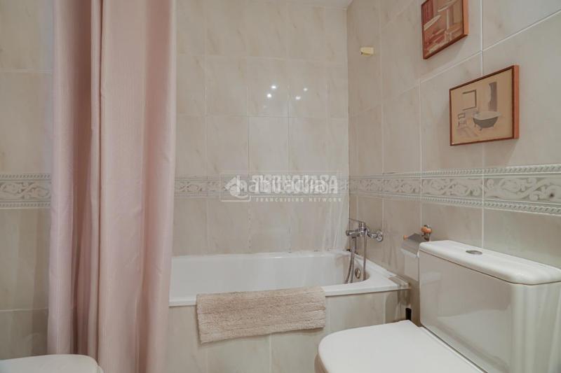 Foto 0ced420b-cf54-45ea-972e-31a102e08da0. Casa pareada casa en venta en Mas Rampinyo - Montcada Nova - Carrerada Montcada i Reixac