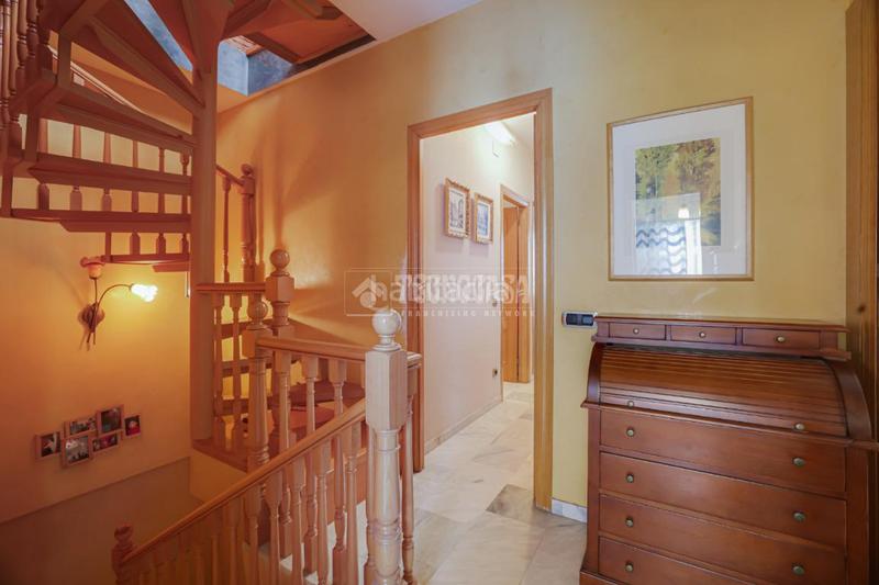 Foto 169d19db-96f9-4408-b993-f1c7b0ee1cf0. Casa pareada casa en venta en Mas Rampinyo - Montcada Nova - Carrerada Montcada i Reixac