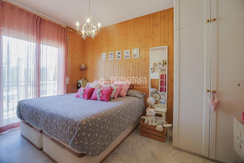 Foto 291807a1-9fff-406e-a2de-cbf75d942052. Casa pareada casa en venta en Mas Rampinyo - Montcada Nova - Carrerada Montcada i Reixac