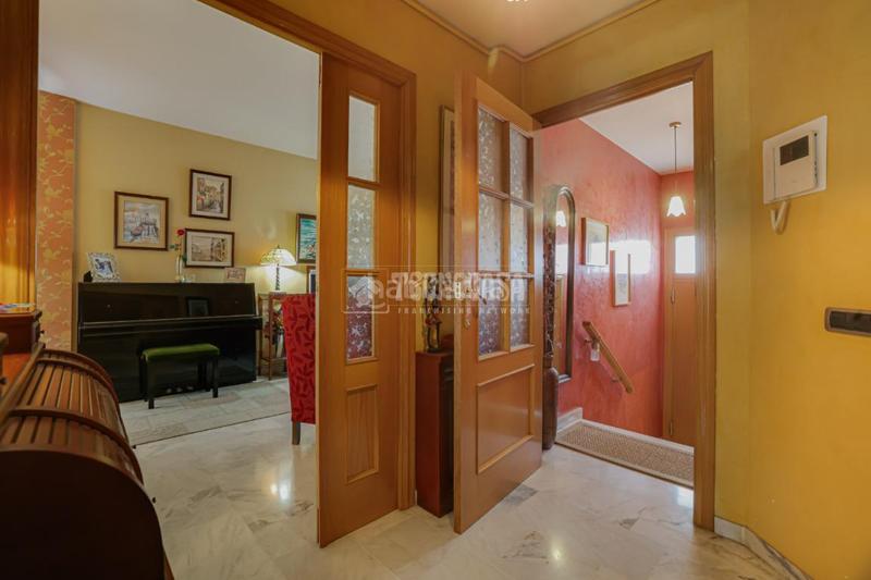 Foto 3636fd66-4266-43b7-aaa4-d5e51e3ac9c8. Casa pareada casa en venta en Mas Rampinyo - Montcada Nova - Carrerada Montcada i Reixac