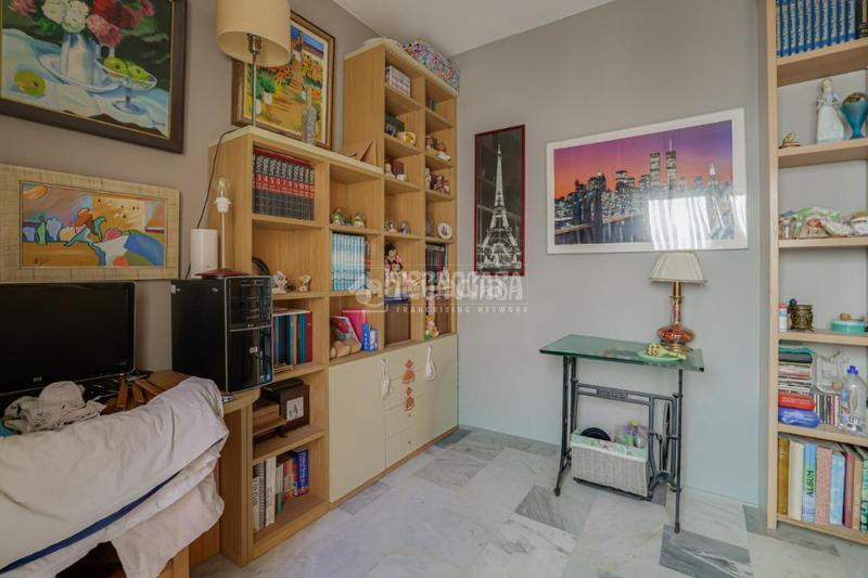 Foto 3757edb1-00a9-4323-be35-396efcb2e456. Casa pareada casa en venta en Mas Rampinyo - Montcada Nova - Carrerada Montcada i Reixac