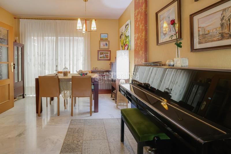 Foto 8fabb32f-11c6-415f-9dd4-bee9e1896c42. Casa pareada casa en venta en Mas Rampinyo - Montcada Nova - Carrerada Montcada i Reixac