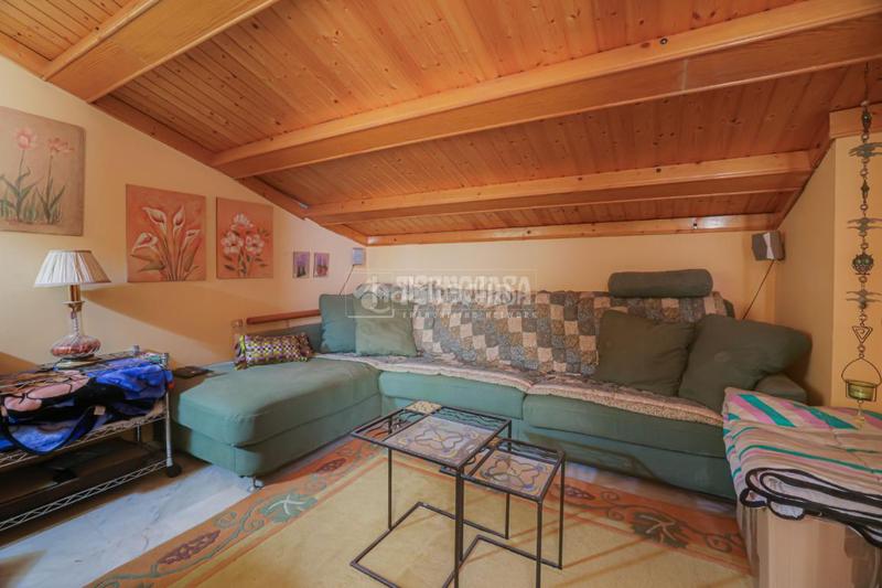 Foto d5fc1812-fd69-499d-91f1-2f6e31e50817. Casa pareada casa en venta en Mas Rampinyo - Montcada Nova - Carrerada Montcada i Reixac