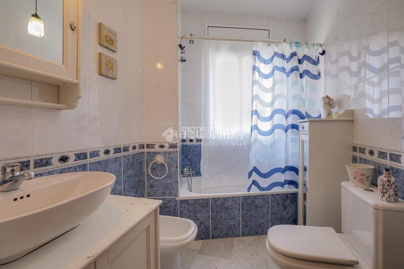 Foto f7f39cf6-c374-4d8a-ac24-511b44c7408a. Casa pareada casa en venta en Mas Rampinyo - Montcada Nova - Carrerada Montcada i Reixac