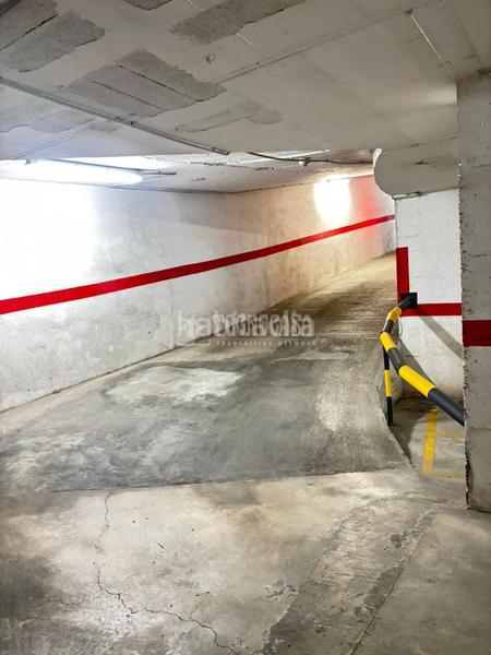 Foto e2bedccf-c698-4c1f-a89b-31c2f573f915. Posto auto in Centre Mollet del Vallès