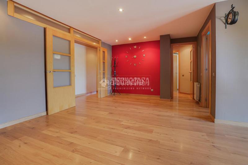 Foto 501cae57-9f8e-40ba-bf4a-0103a11faa23. Appartement avec parking dans Col·legis Nous Mollet del Vallès