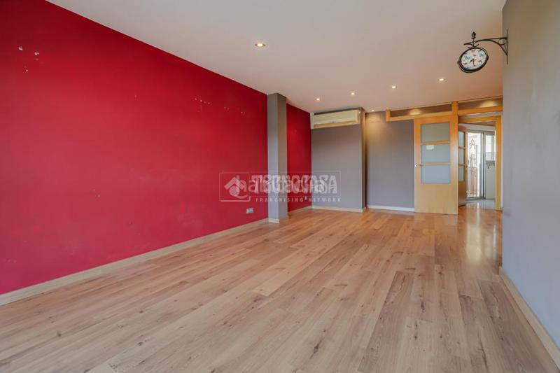 Foto 67990e73-1d2d-466b-8a8a-4d07dab6eda3. Appartement avec parking dans Col·legis Nous Mollet del Vallès