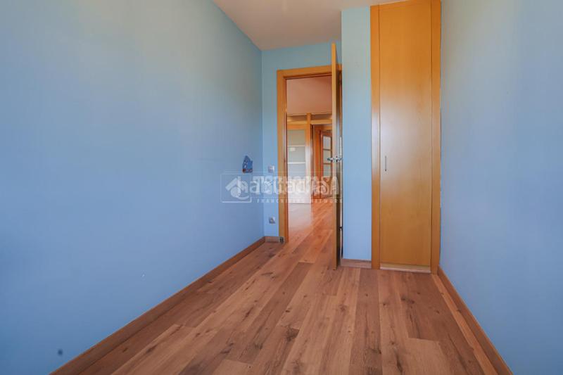 Foto 85e48c7a-4f21-4555-ac1b-f31ddccd48ca. Appartement avec parking dans Col·legis Nous Mollet del Vallès