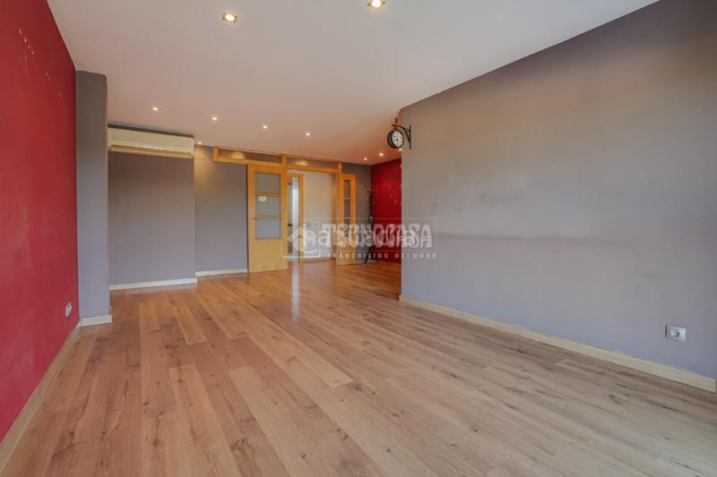 Foto a1b2bd5b-38a0-4d7a-adbe-211c3cb49297. Appartement avec parking dans Col·legis Nous Mollet del Vallès