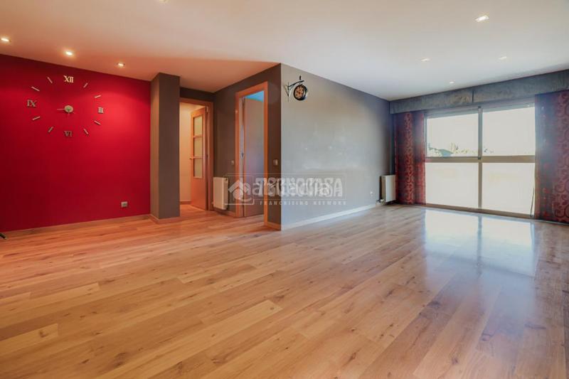 Foto acc234c2-0824-43ca-8bb3-798a5469aa87. Appartement avec parking dans Col·legis Nous Mollet del Vallès