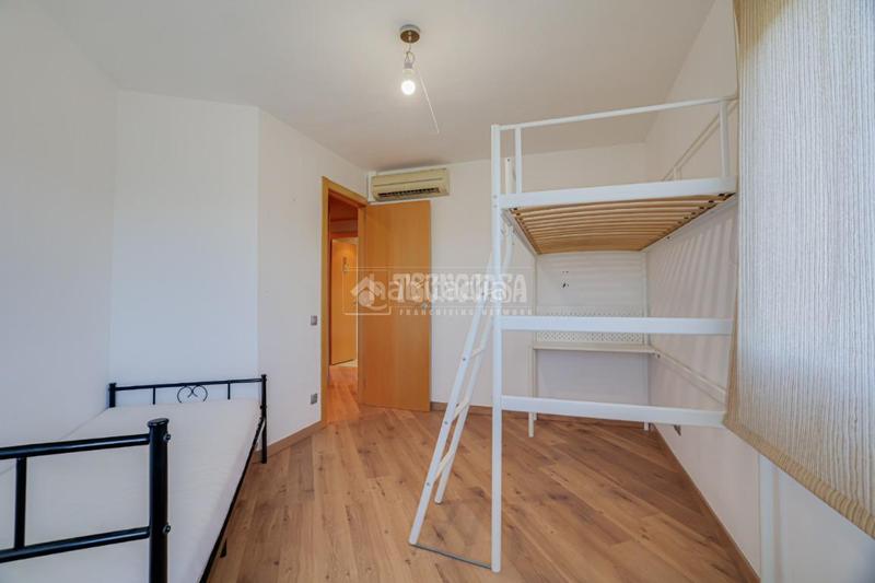 Foto edd4aef3-4e39-4cfe-bbb5-57b91bc69d77. Appartement avec parking dans Col·legis Nous Mollet del Vallès