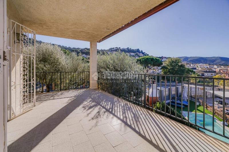 Foto b5a28400-3223-424b-b3b4-80583b0acf13. Maison avec chauffage parking dans Sant Fost de Campsentelles