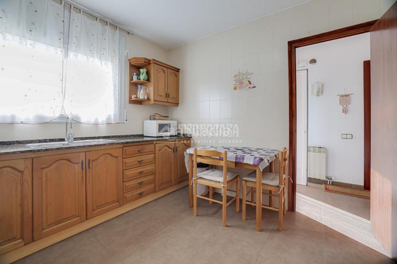 Foto d2d9c254-a1ed-4891-922b-8840cc09bf01. Maison avec chauffage parking dans Sant Fost de Campsentelles