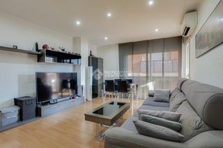 Piso en Centre. Piso en venta en montcada i reixac