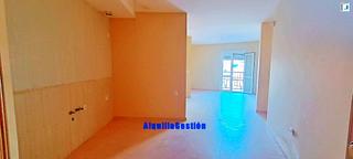 Pis a Galápagos. Piso duplex en galapagos, trastero incluido.