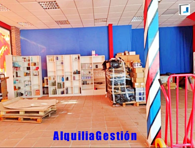 Foto eb02f934-7f4e-406f-bad0-bb3014178436. Bâtiment à usage industriel dans La Estación Azuqueca de Henares