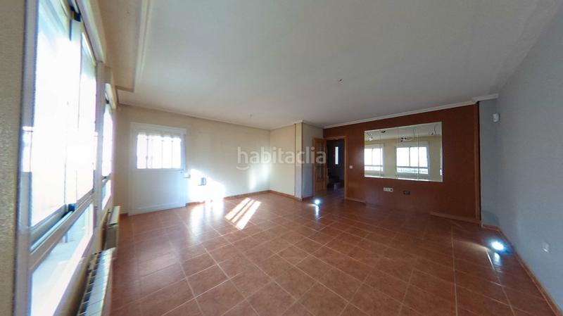 Foto 8909e634-d441-4c7c-8469-d02d22a94a10. Chalet avec chauffage parking dans Torrejón del Rey