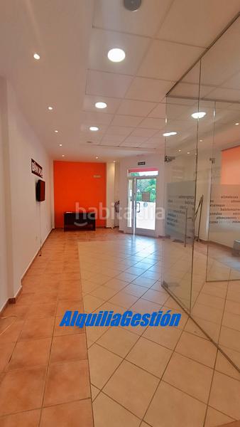 Foto 76835ddf-707f-4dd2-aedf-c955aaac020f. Locale commerciale in Alovera