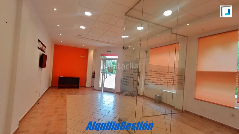 Foto 956ee96c-984f-4d0f-a16b-1dc6a14fe676. Locale commerciale in Alovera