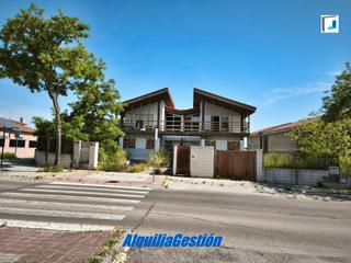 Chalet en Casar (El). Excelente oportunidad para promotores o constuctores.