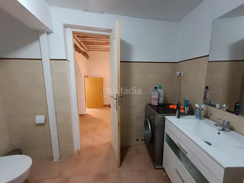 Foto d5f0495c-501a-4638-ab0a-ebea41105148. Casa adossada amb xemeneia calefacció a Utande