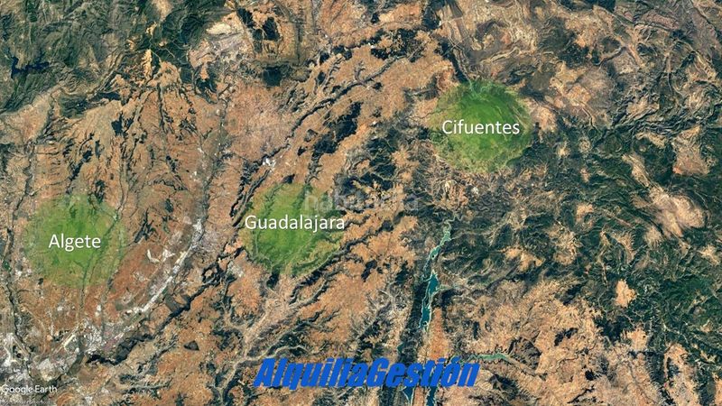 Foto a5dbe658-4a17-4e9a-b90d-7af5b6d138e5. Terrain résidentiel dans Quer