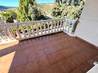 Chalet in Fuentenovilla. Unifamiliar independiente