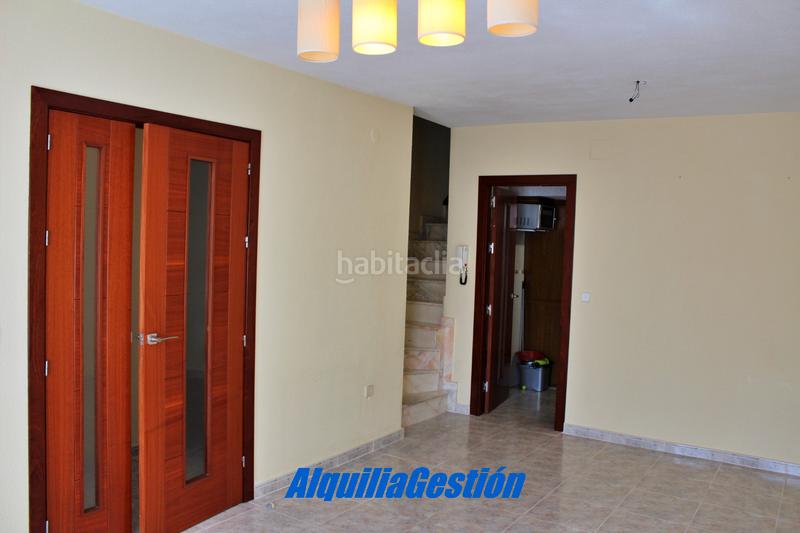 Foto 218c97a9-8b28-459d-8029-954b3cf4b348. Maison jumelée avec chauffage dans Alovera