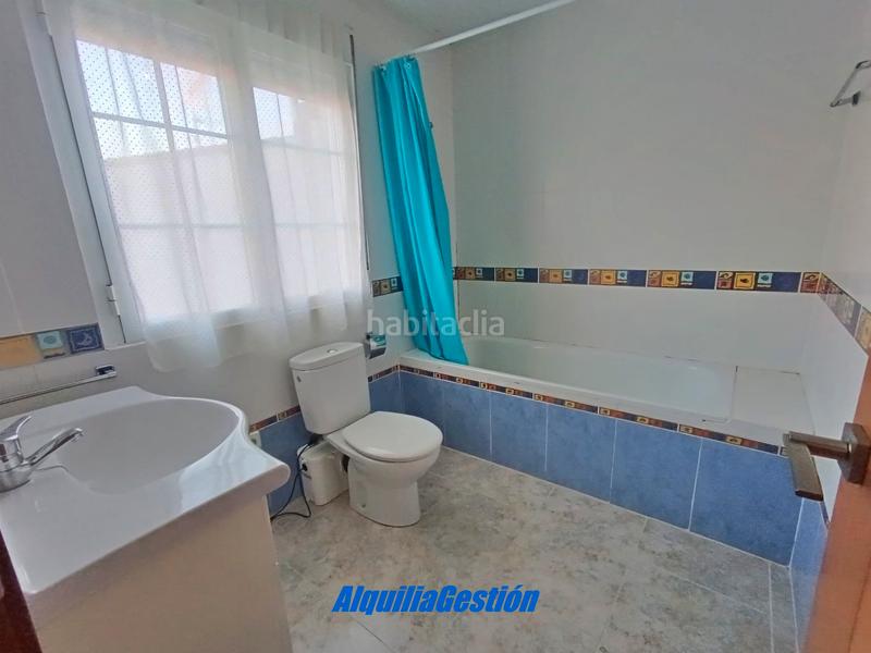 Foto 24fb6cc2-14f3-44e9-bbdc-ee45cc03dde5. Maison jumelée avec chauffage dans Alovera