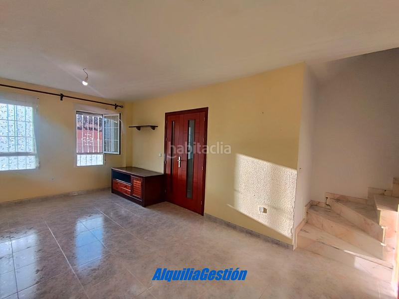 Foto 2a8e7877-2b4b-4030-8713-dd7e312a8269. Maison jumelée avec chauffage dans Alovera