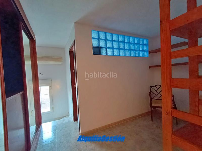 Foto 45a339f6-0a87-4f1d-bdda-cc192bfb29e4. Maison jumelée avec chauffage dans Alovera