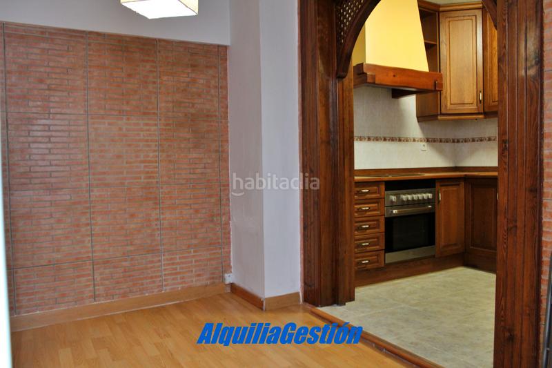 Foto c3d1455b-ba3f-4b44-b32c-76d7fd52cde3. Maison jumelée avec chauffage dans Alovera