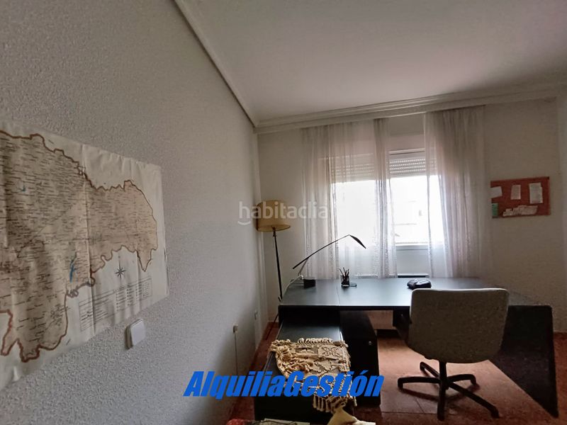 Foto 7a5832e0-c5ba-4a94-9142-719efb3d4362. Pis a calle cañada real 1 a Alovera