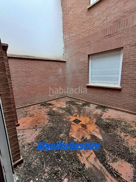 Foto 9685ef86-f8d3-4147-94aa-f939e1d11e87. Pis a calle cañada real 1 a Alovera