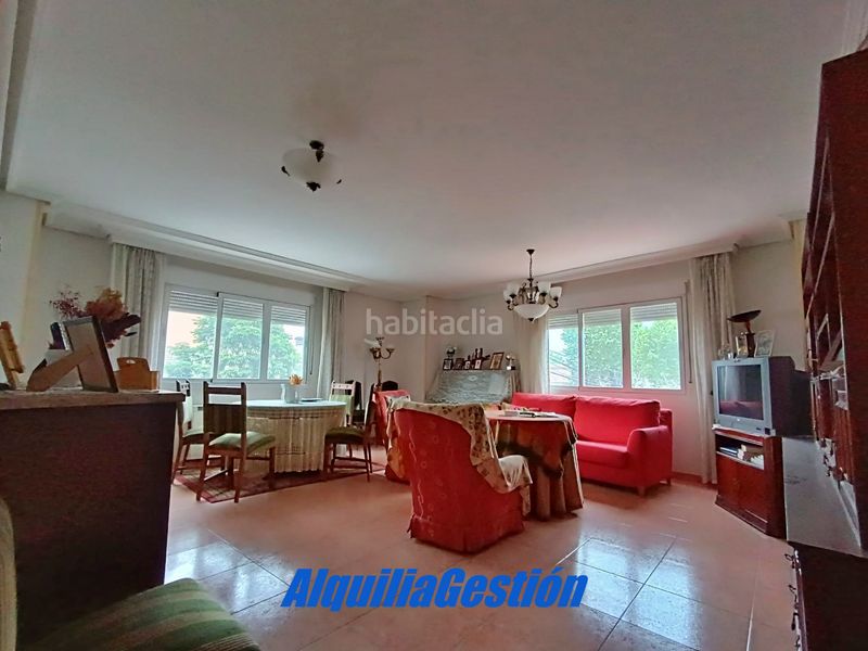 Foto f66b94ac-8982-47b6-a48f-b7dd02667962. Pis a calle cañada real 1 a Alovera
