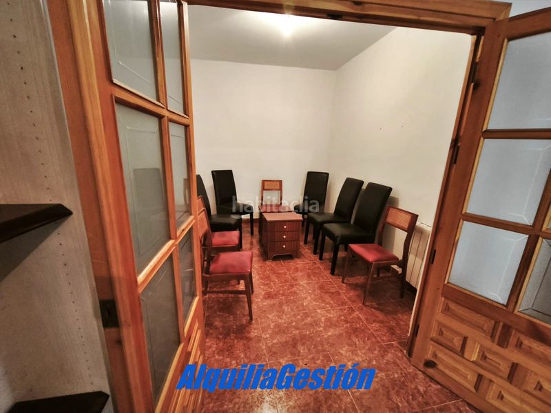Foto 463adac0-cf96-4b01-b601-d9ae073114da. Casa adossada amb xemeneia calefacció a Tamajón