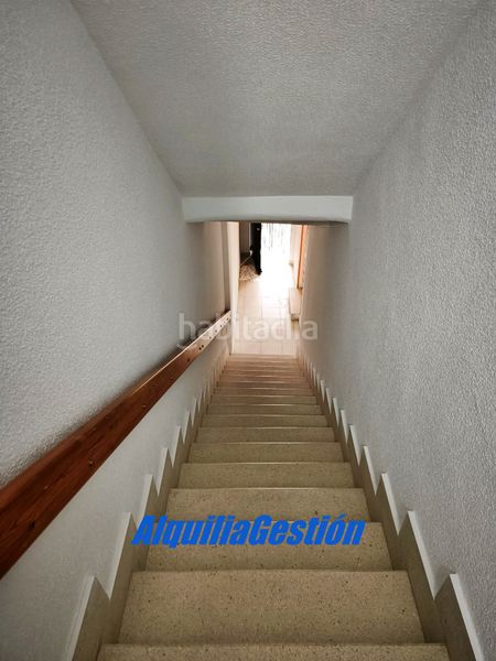 Foto c7f18a84-1074-48c5-9fbf-cda13eab7d38. Casa adossada amb xemeneia calefacció a Tamajón