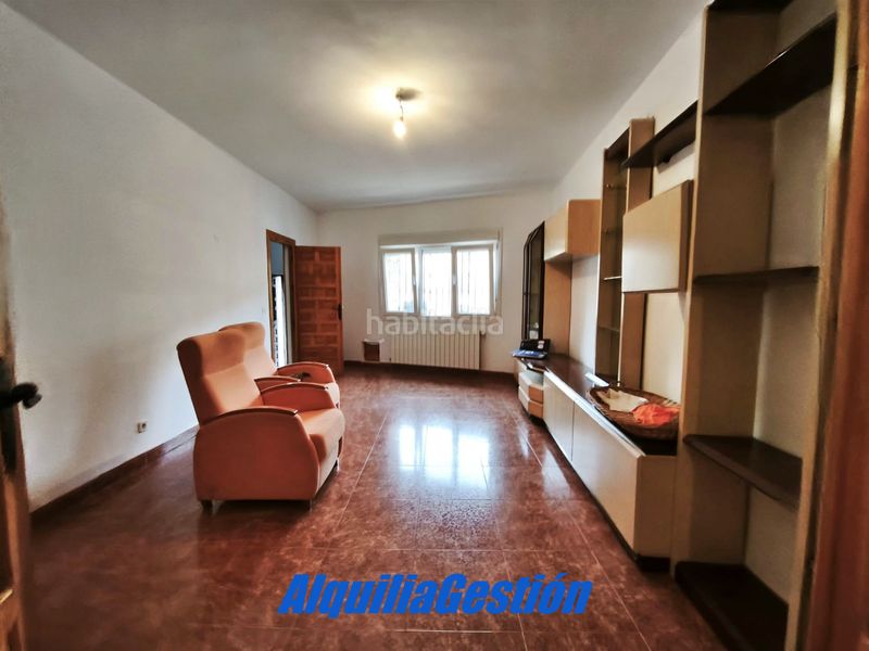 Foto e4f7fba4-5659-4606-b966-bb448ae9d528. Casa adossada amb xemeneia calefacció a Tamajón