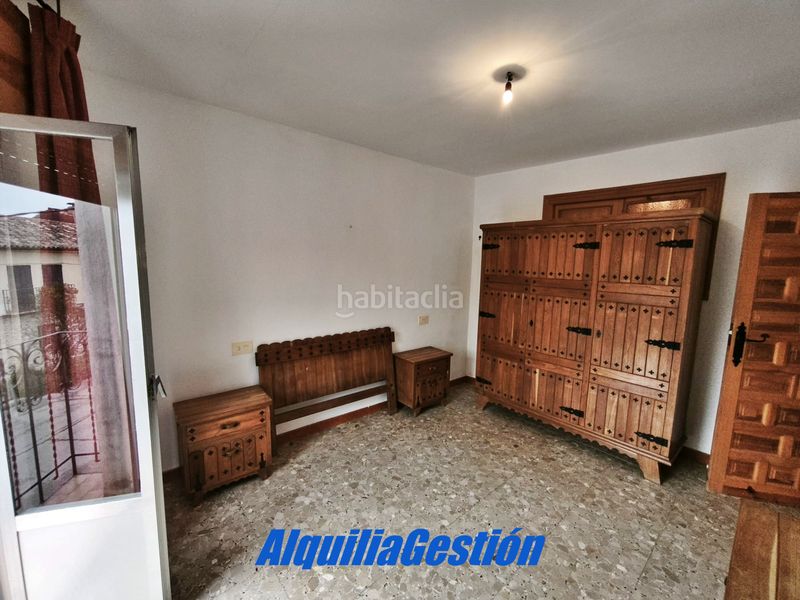 Foto f2160cab-245b-4644-af09-06b376af982c. Casa adossada amb xemeneia calefacció a Tamajón