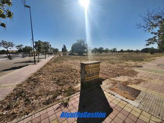 Terreno residenziale  Avenida aviacion