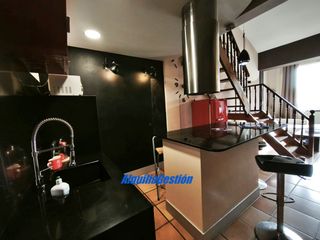 Dúplex a Centro. Fantástico duplex, gran oportunidad