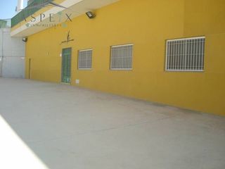 Local Comercial en Pedanías Este. Local comercial en aspe