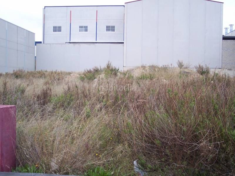 Foto dbbb432e-fc17-4fcd-834a-f336e6dee020. Area edificabile industriale in El Castillo Aspe