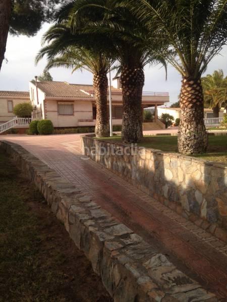 Foto 02b90e1a-89e5-4b10-b45a-e0d682ecfe52. Chalet con riscaldamento parcheggio piscina in Sax