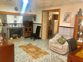 Maison à Algueña. Se vende casa en la algueña