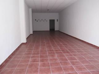 Local Comercial a La Serranica-Sagrado Corazón. Se vende local diafano en aspe